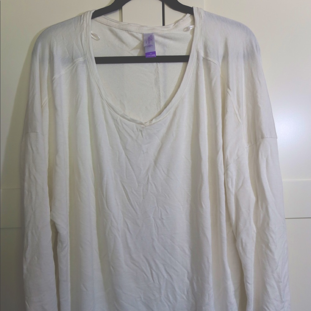 Plus size thin long sleeve shirt